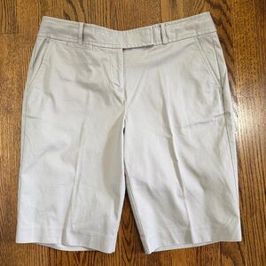 Talbots Petites Flat Front Khaki Bermuda Short Size 8P